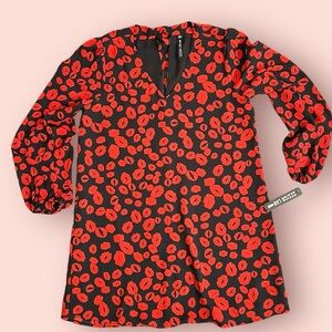 Design Lab Lips Kiss mini dress L new with tags